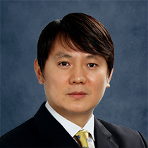 Business photo of Peter Lee